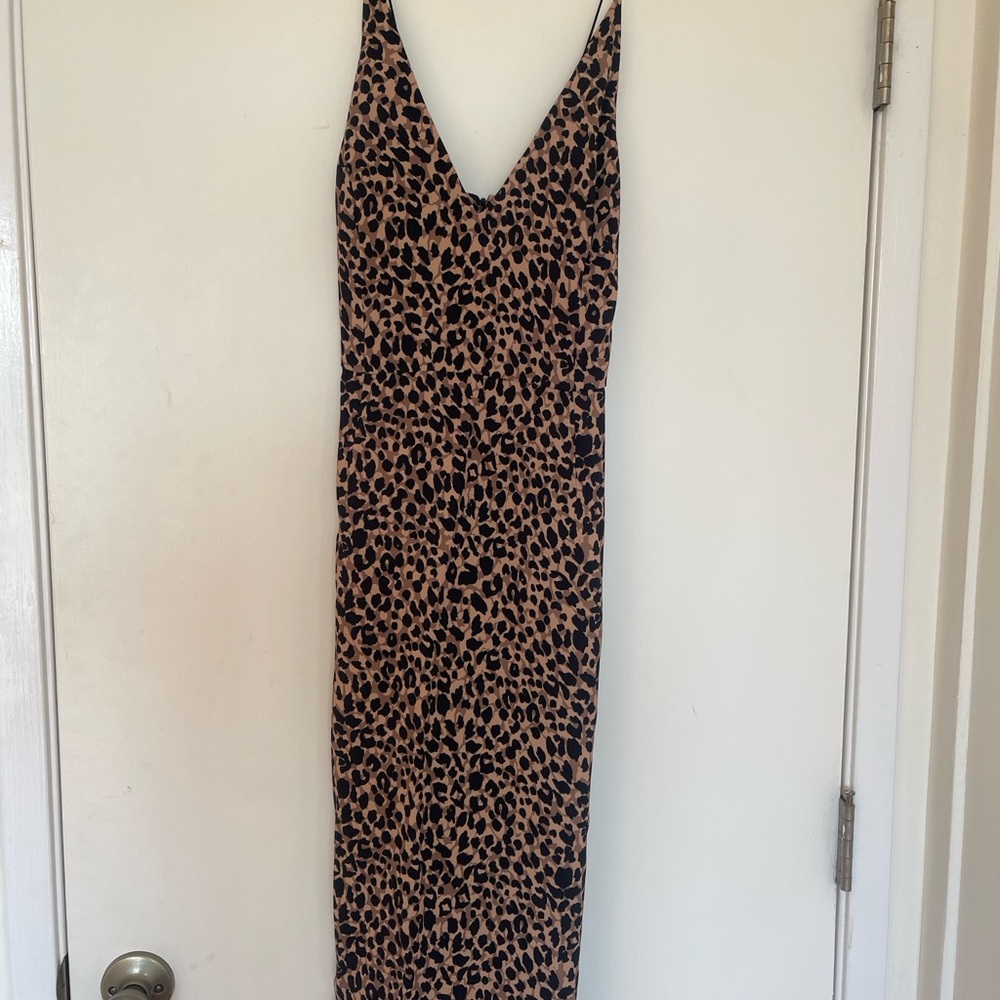 Leopard Print Form Fitting Midi Dress - Body Con sculpting date night - topshop